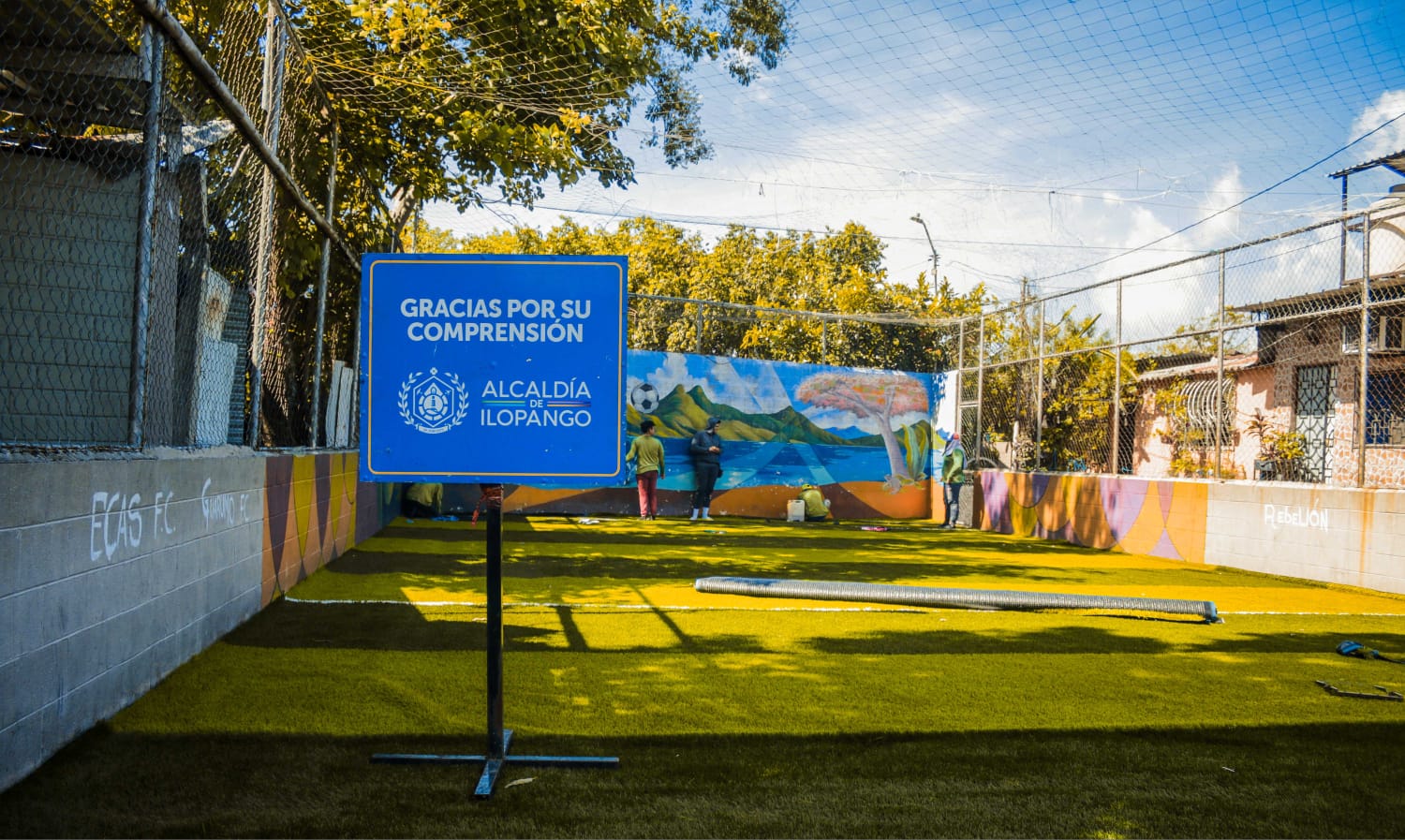 ilopango-avanza-en-la-renovacion-de-la-cancha-del-centro-urbano-san-bartolo-1ra-etapa